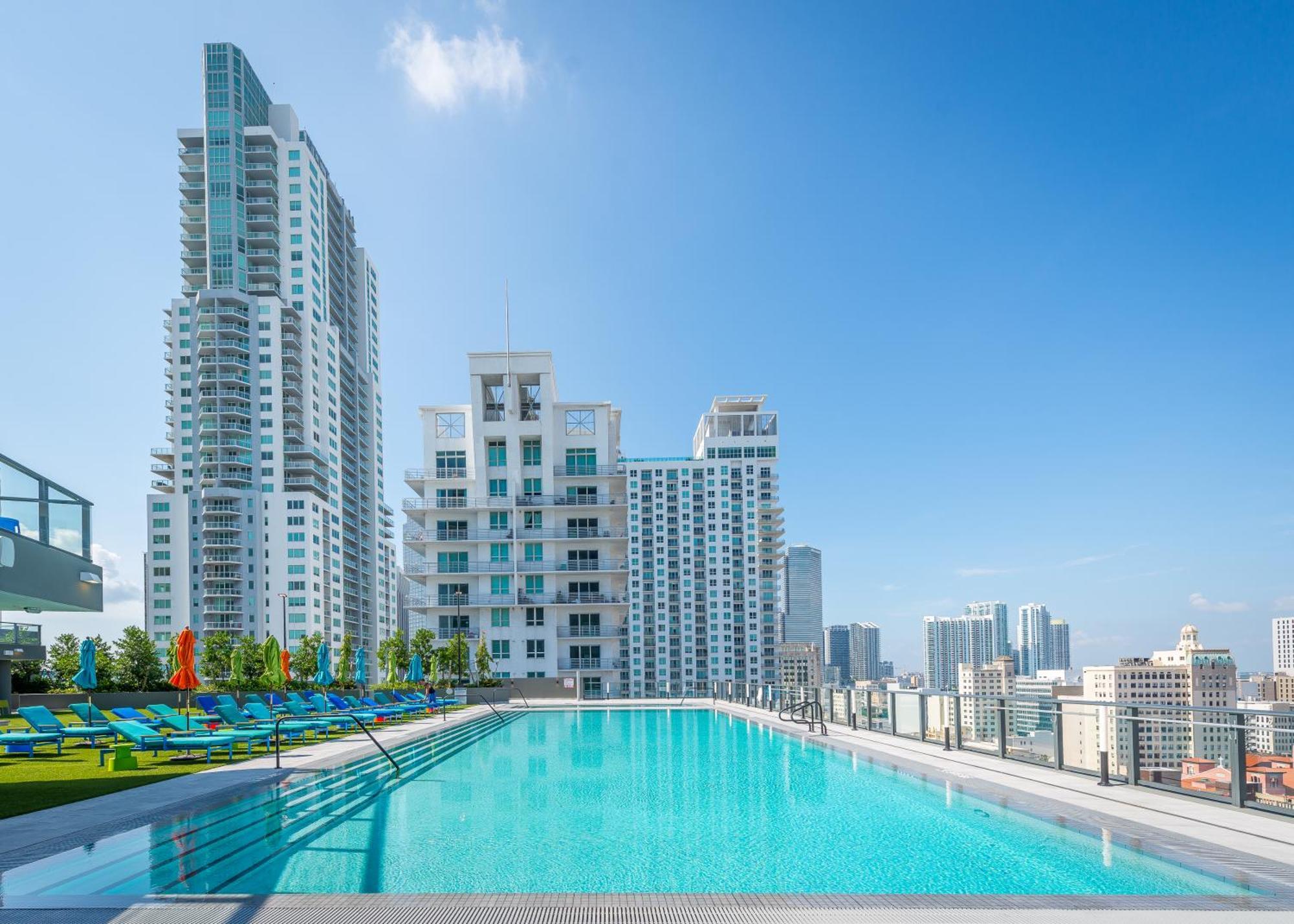 Sentral Alea Miami 아파트 호텔 외부 사진